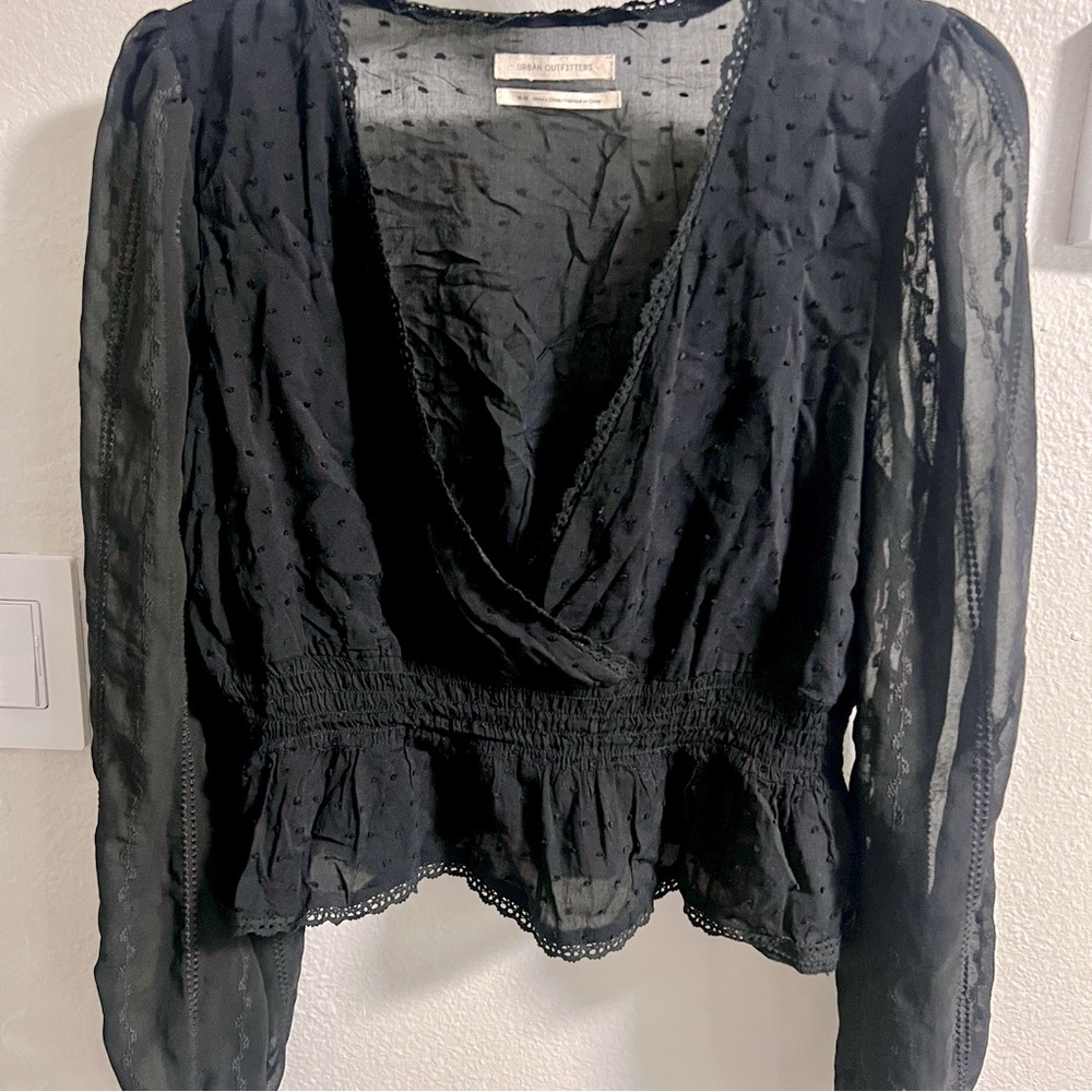 Urban Outfitters Sheer Boho Crop Blouse Women’s Size Medium Balloon Long Sleeves - Picture 2 of 13